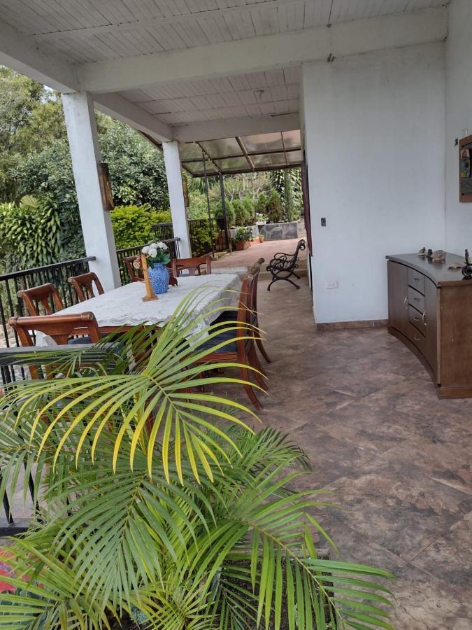 Finca Exclusividad Familiar O Grupo De Amigos Capacidad Hasta 12 Personas Calles En Placa Huella, Caminata Ecologica Alban  外观 照片